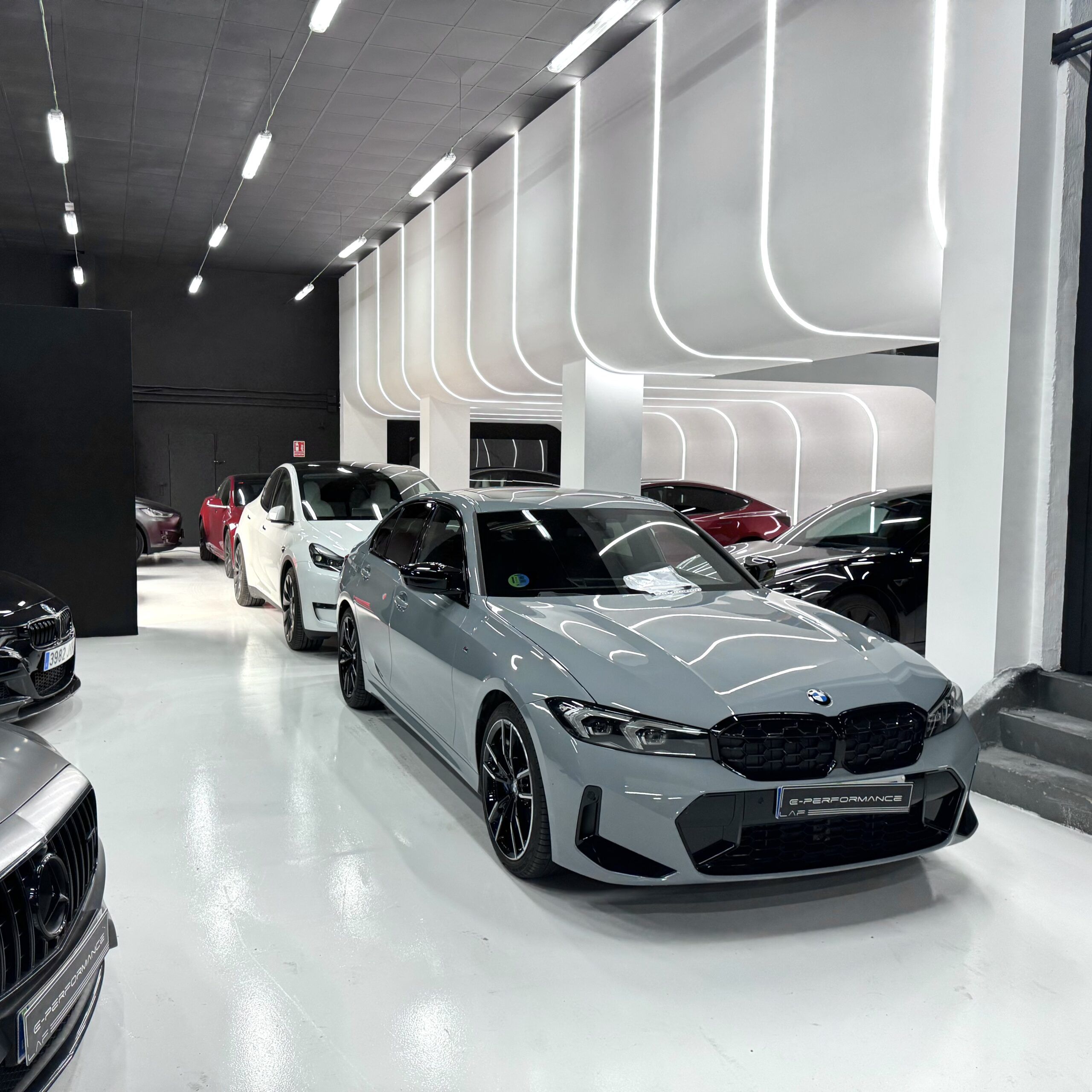 Showroom y zona de cliente de ePerformance en Fuenlabrada